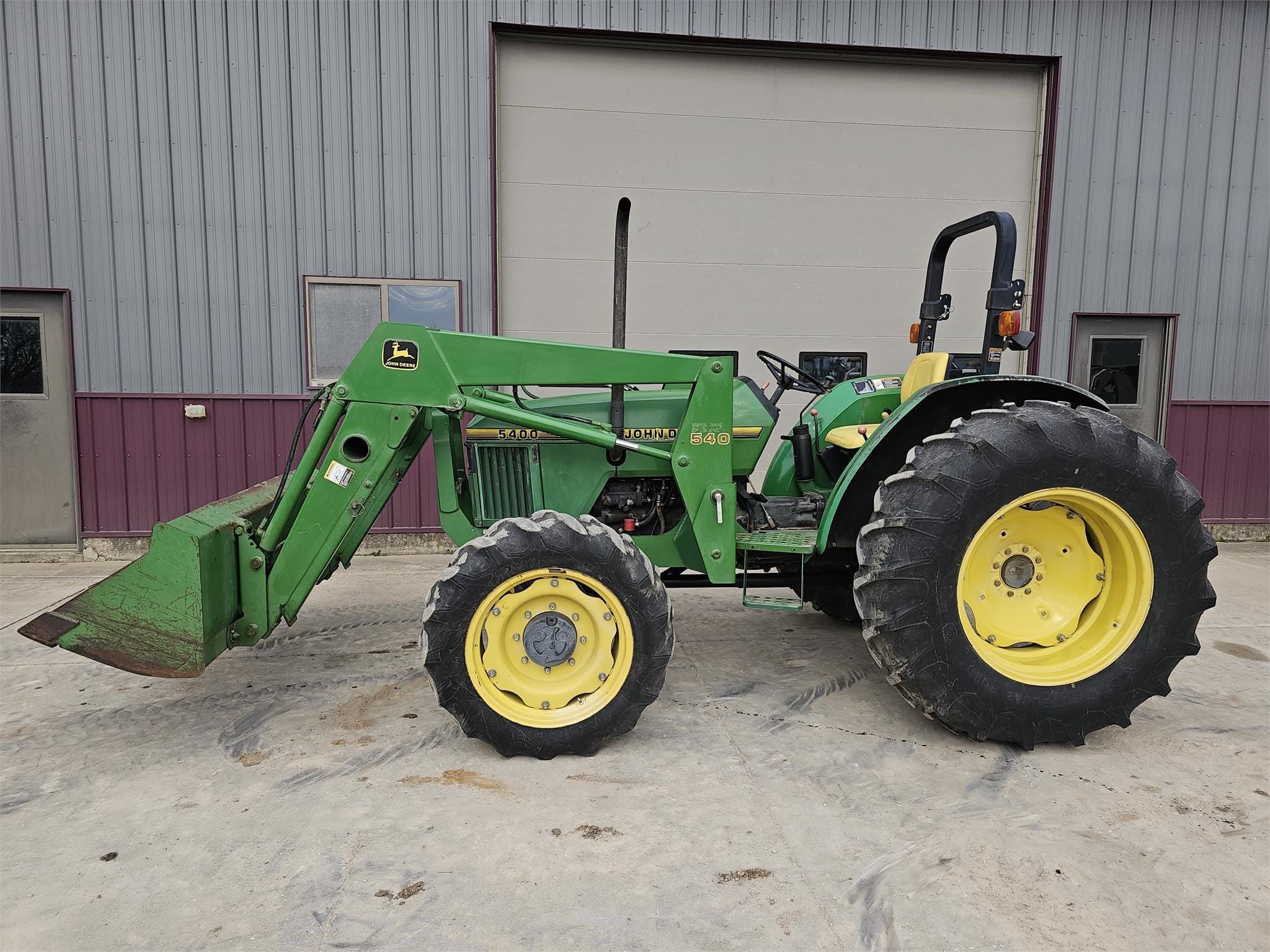 Main image John Deere 5400