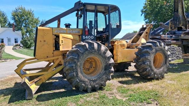 Image of John Deere 540D equipment image 1