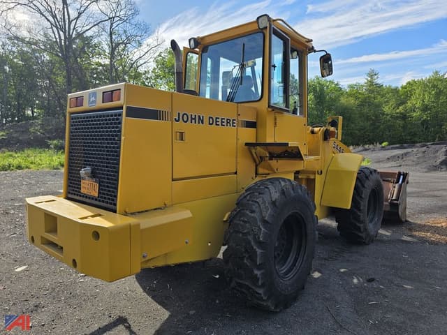 Image of John Deere 544E equipment image 4