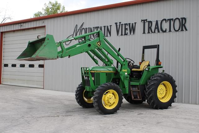 Image of John Deere 6200 equipment image 1