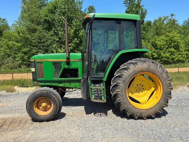 Image of John Deere 6200 equipment image 2