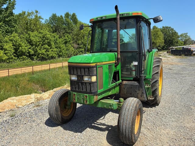 Image of John Deere 6200 equipment image 1