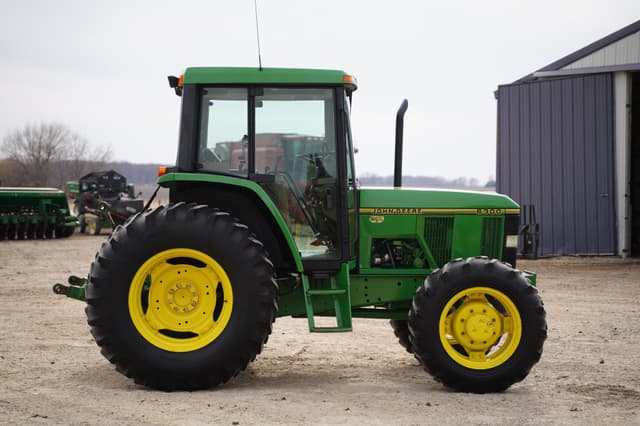 Image of John Deere 6300 equipment image 3