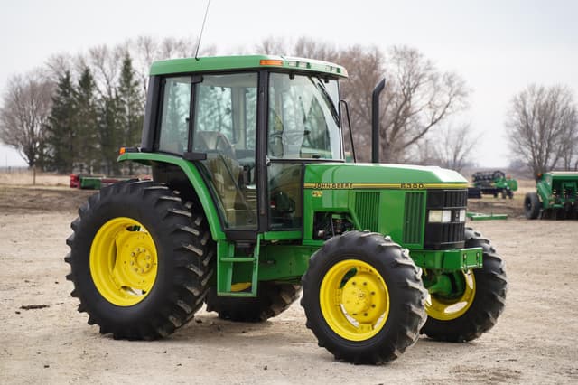 Image of John Deere 6300 equipment image 2