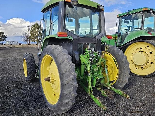 Image of John Deere 6400 equipment image 2