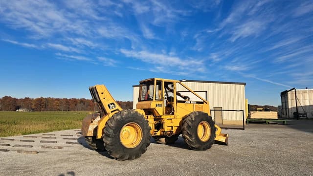 Image of John Deere 640E equipment image 3