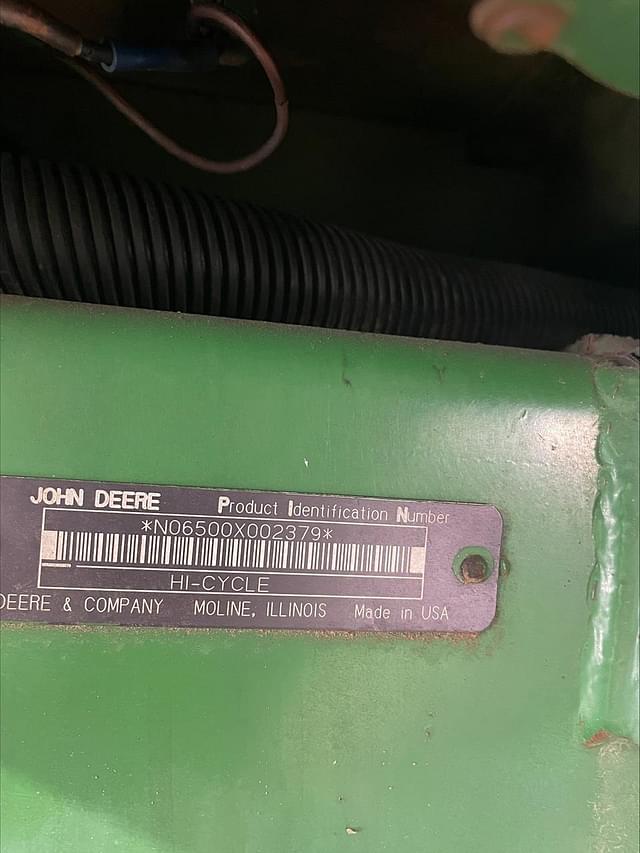 Image of John Deere 6500 equipment image 1