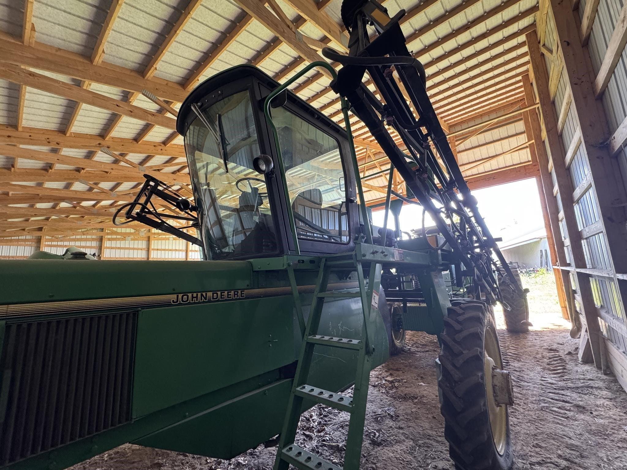 1994 John Deere 6500 Equipment Image0