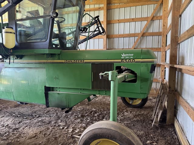 Image of John Deere 6500 equipment image 4