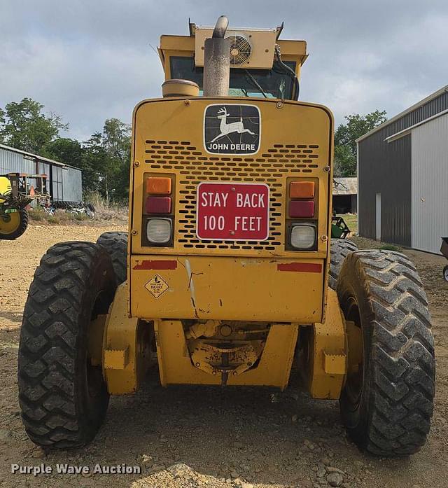 Image of John Deere 670B equipment image 4