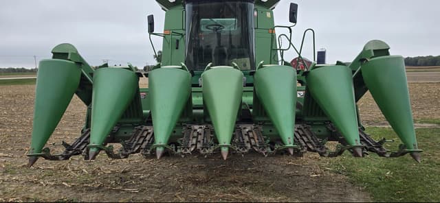 Image of John Deere 693 equipment image 2