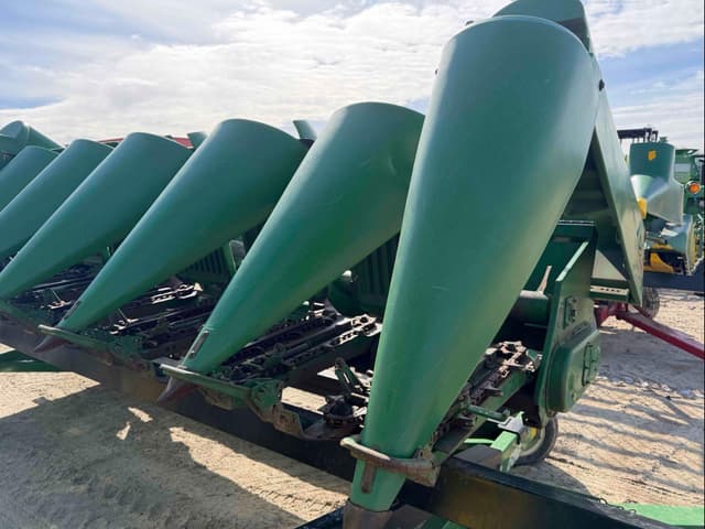 Image of John Deere 693 equipment image 3