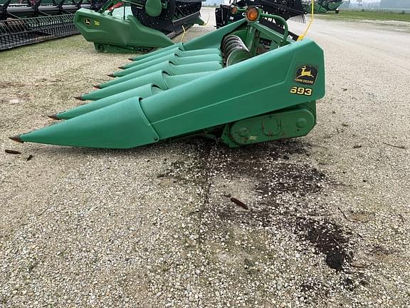 Image of John Deere 693 equipment image 2