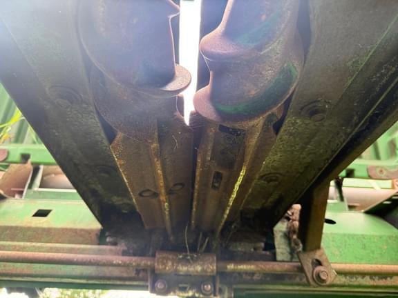 Image of John Deere 693 equipment image 2