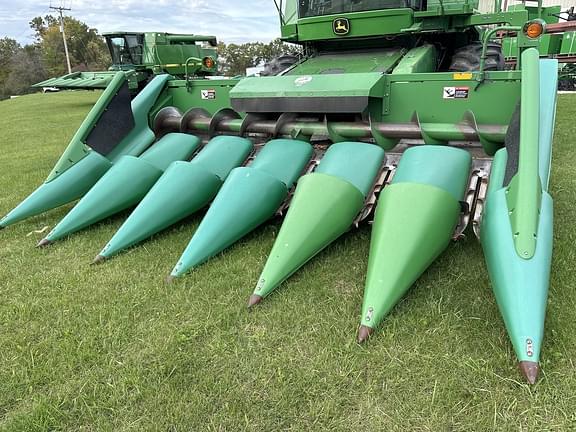 Image of John Deere 693 equipment image 1