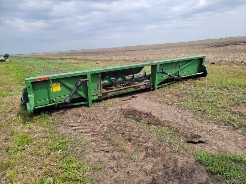 Image of John Deere 693 Image 1