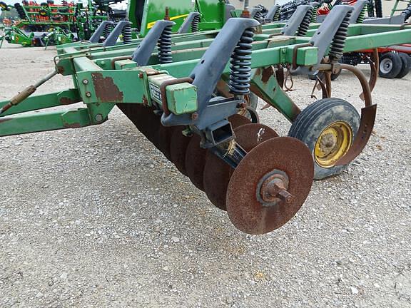 Image of John Deere 714 equipment image 2