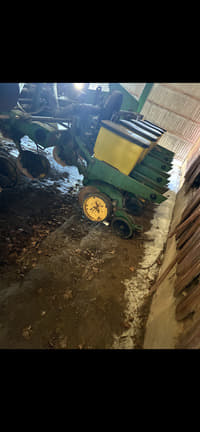 Image of John Deere 7200 equipment image 4