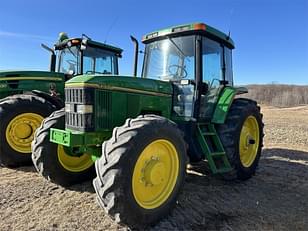 Main image John Deere 7200