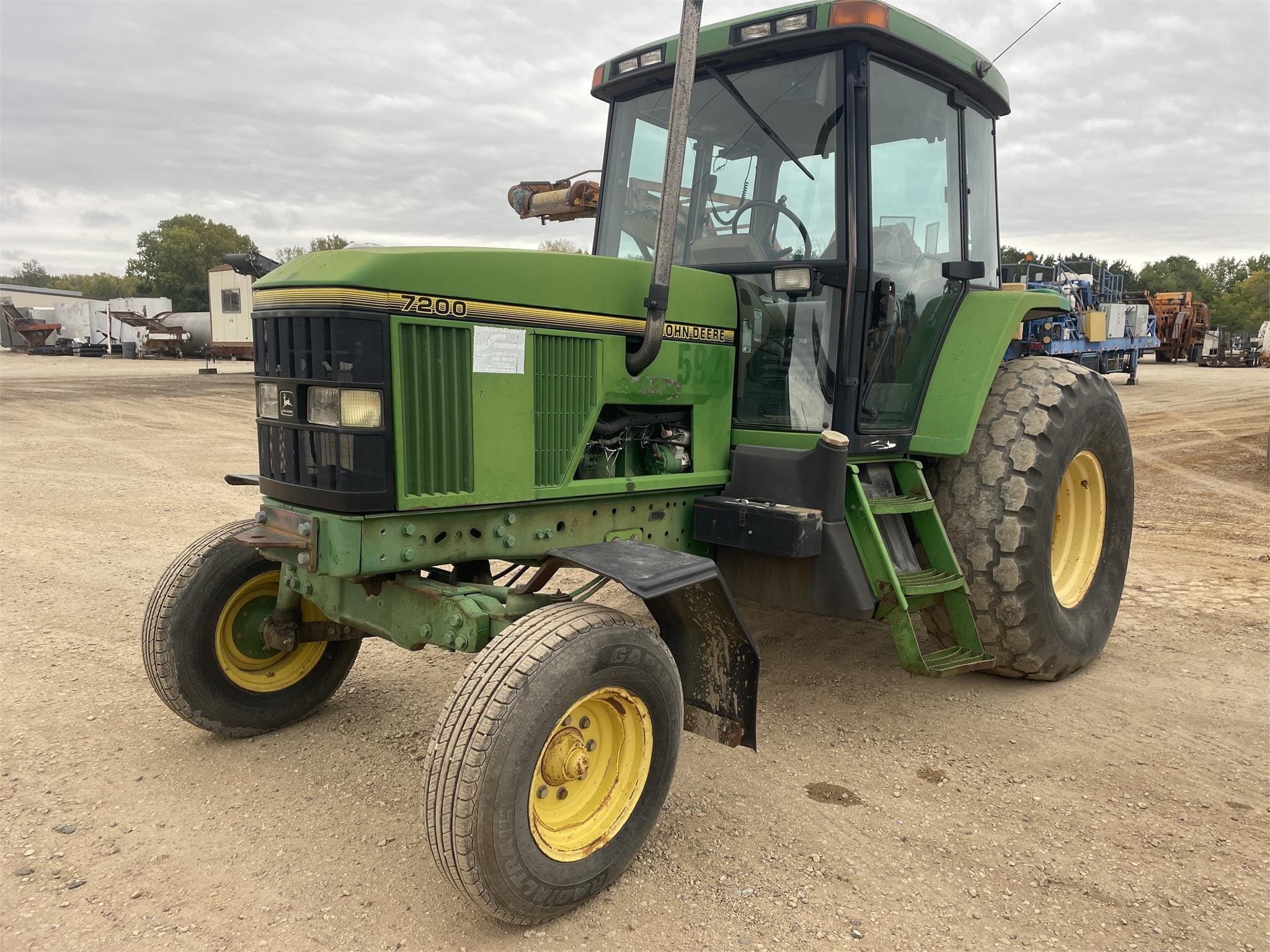 Main image John Deere 7200