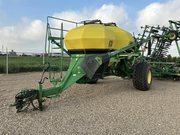 Image of John Deere 730 Primary image