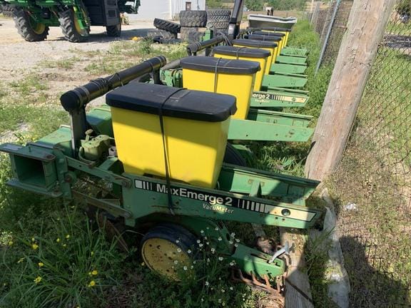 1994 John Deere 7300 Image