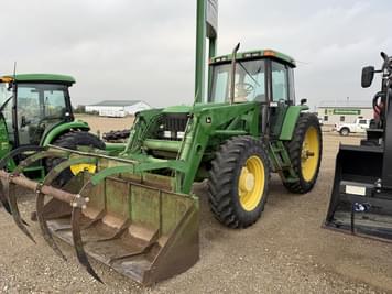 Main image John Deere 7400