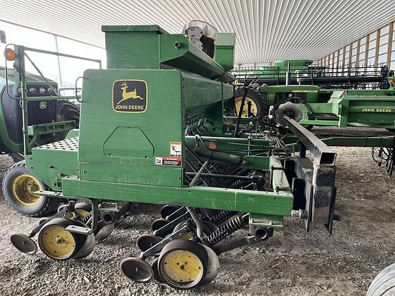1994 John Deere 750 Equipment Image0