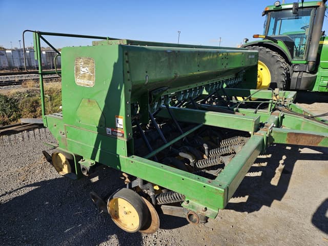 Image of John Deere 750 equipment image 2