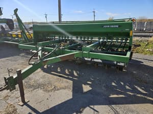 1994 John Deere 750 Image