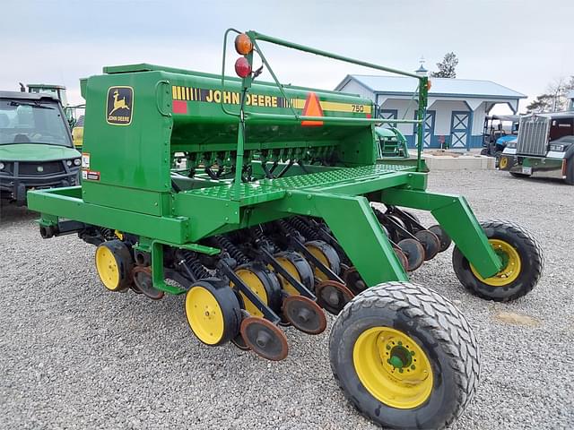 Image of John Deere 750 equipment image 3