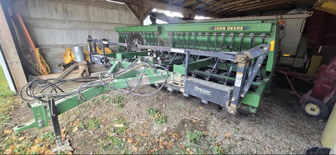 Image of John Deere 750 Primary image