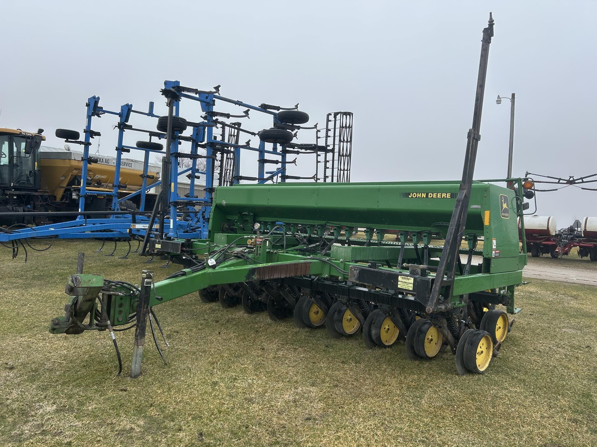 1994 John Deere 750 Equipment Image0