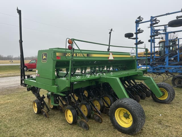 Image of John Deere 750 equipment image 3