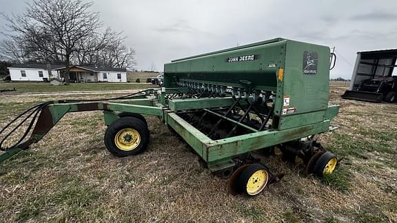 Image of John Deere 750 Primary image