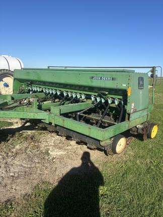 Image of John Deere 750 Primary image
