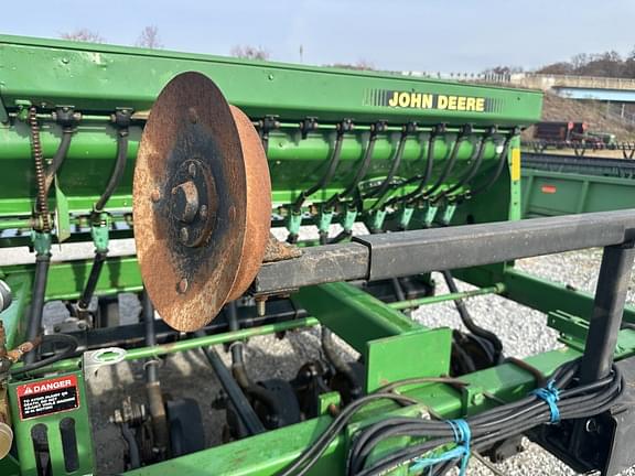 Image of John Deere 750 equipment image 2