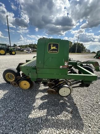Image of John Deere 750 equipment image 3