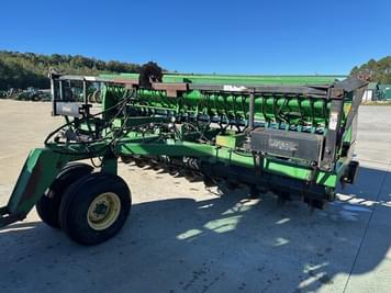 Main image John Deere 750
