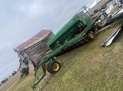 Image of John Deere 750 equipment image 1