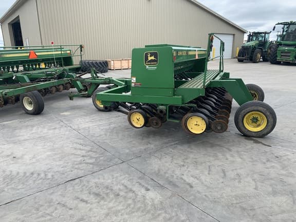 Image of John Deere 750 equipment image 4