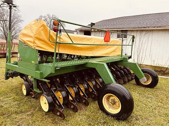 Image of John Deere 750 equipment image 3