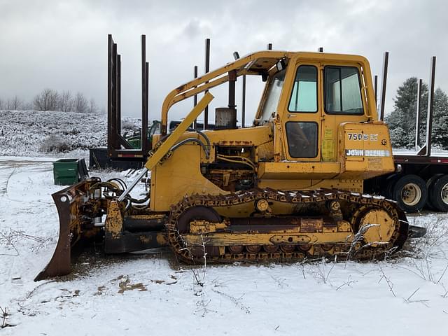 Image of John Deere 750 equipment image 1