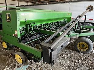 Main image John Deere 750 11