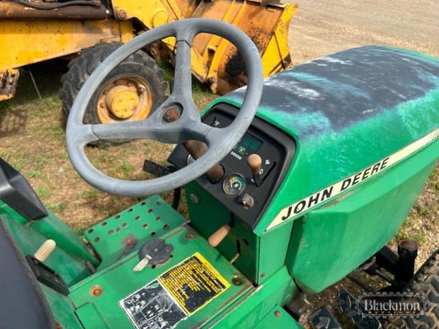 Image of John Deere 755 equipment image 3