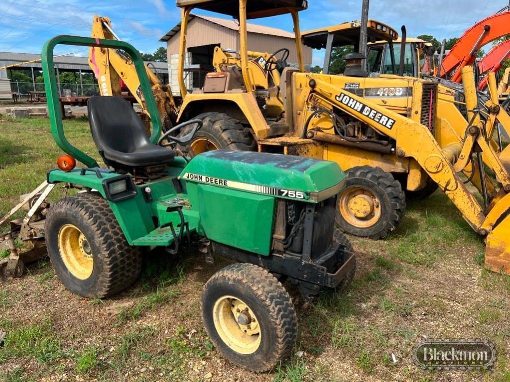 Image of John Deere 755 Primary image