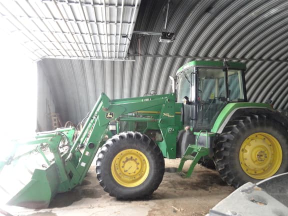 Image of John Deere 7700 equipment image 3