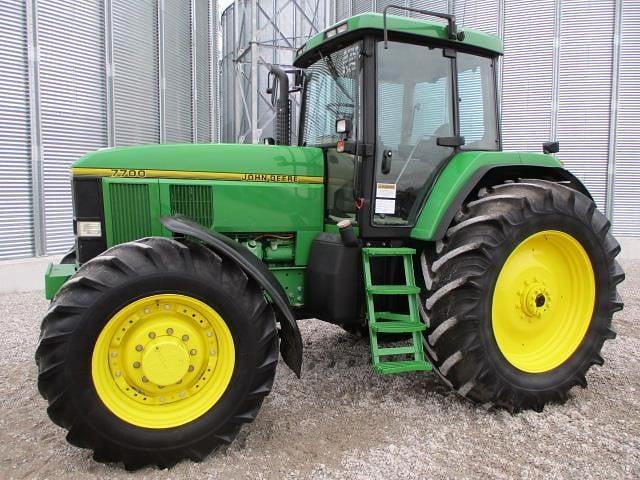 Image of John Deere 7700 Primary image