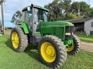 1994 John Deere 7800 Image