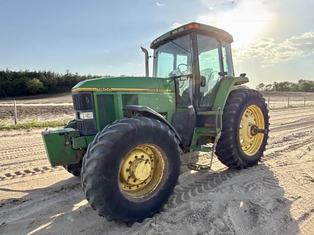 Image of John Deere 7800 equipment image 1
